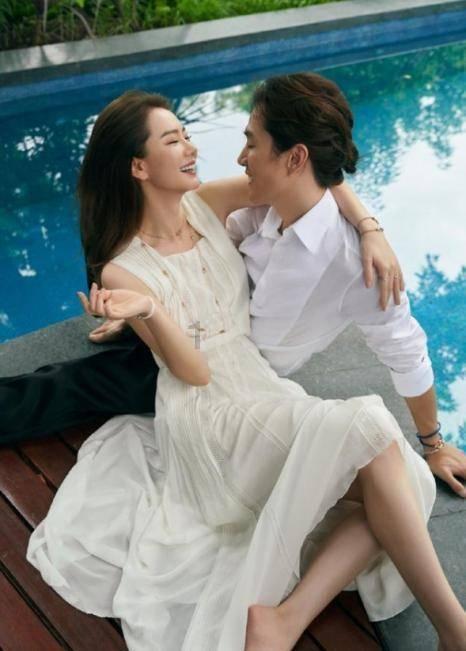 长大后我就成了你系列。柳胜元的老师点燃了他当老师的梦想。父母更是交代他,“你是农民的孩子,要把娃娃教好。”